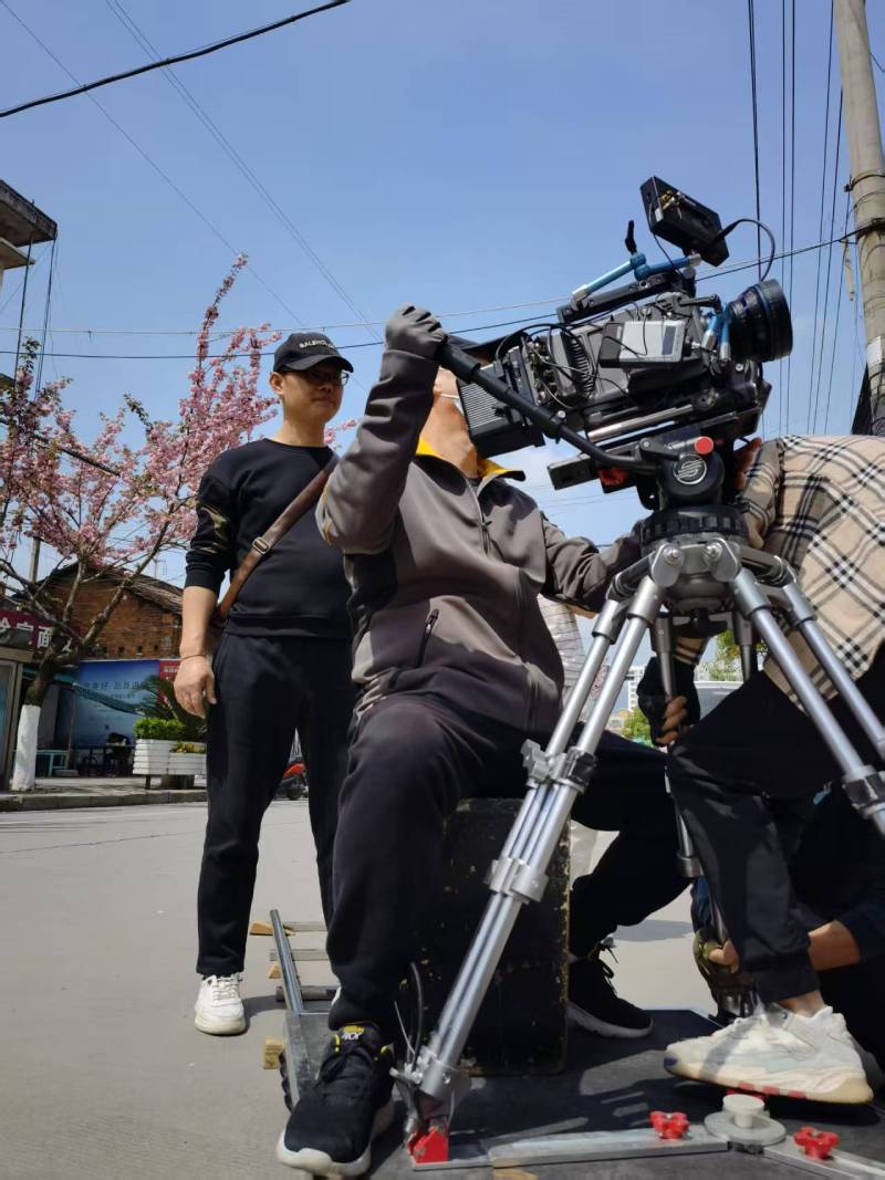 源城区广告片拍摄：快消品牌爆款之选，网感内容适配社媒传播！